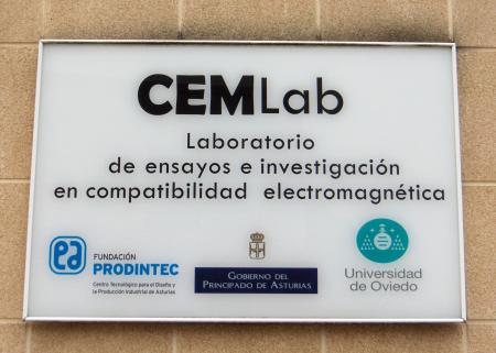 CEMLab-cartel-2